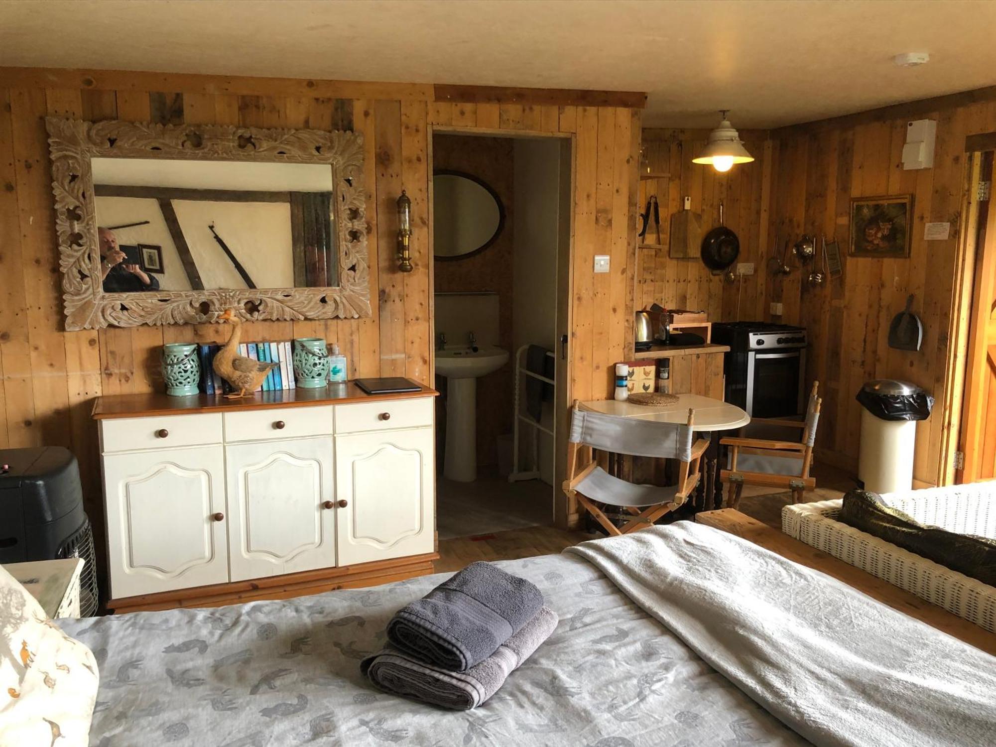Foxesden, Unique Eco Cabin, Dartmoor Views South Brent Экстерьер фото